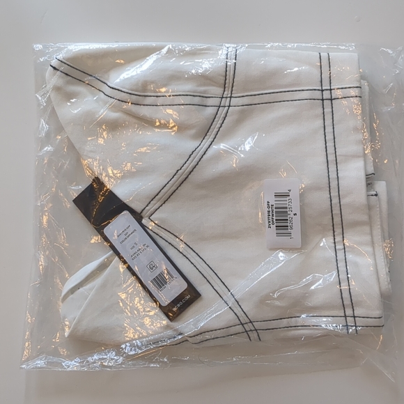 NWT BCBGMaxAzria Topstitch Crop Top - Picture 4 of 6